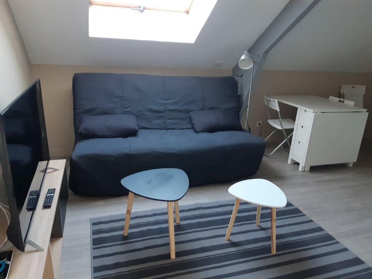 Elbeuf F2 Sweet Home combles NETFLIX WIFI Extérieur photo