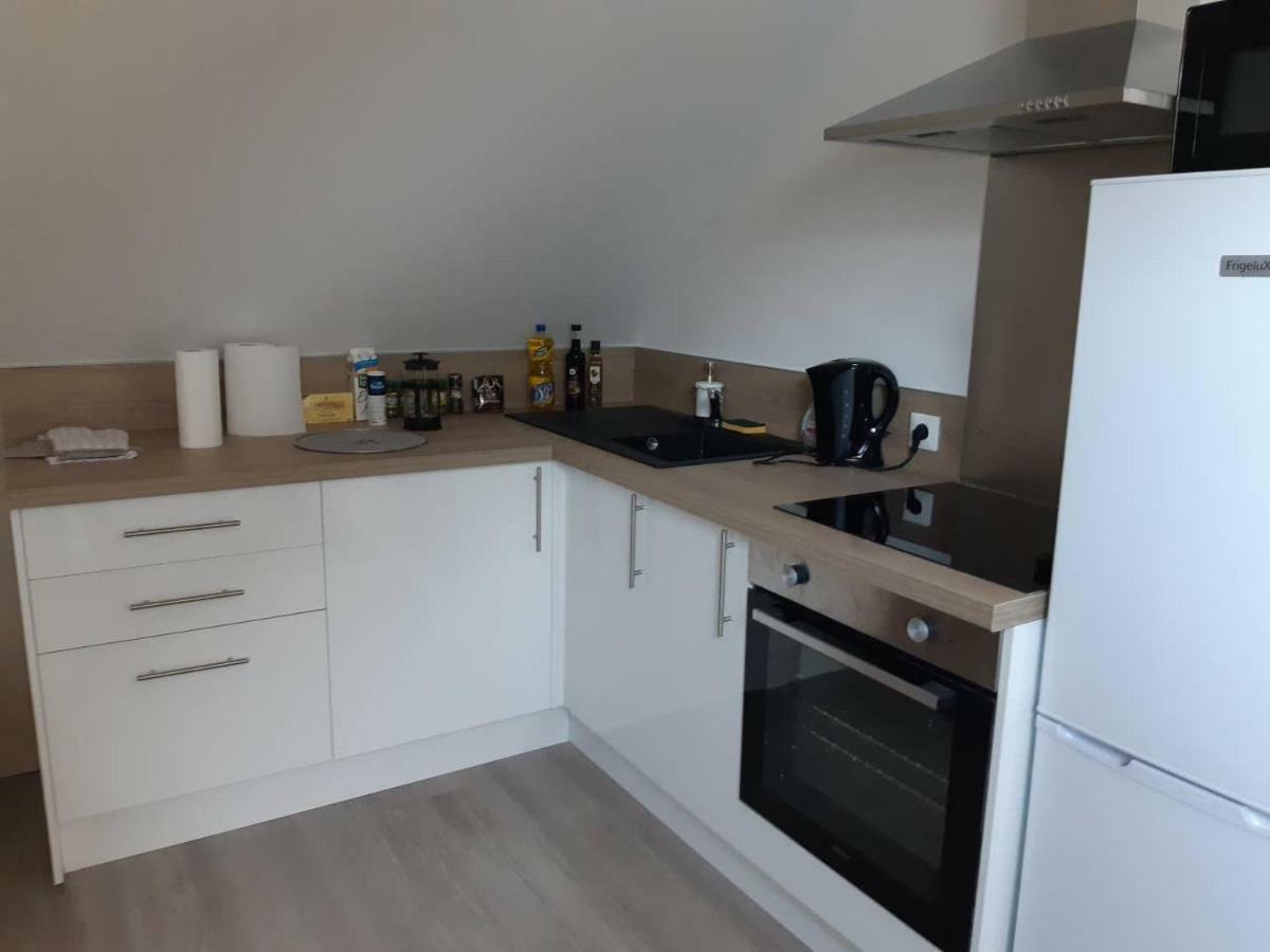 Elbeuf F2 Sweet Home combles NETFLIX WIFI Extérieur photo